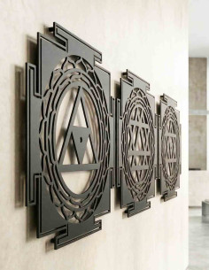 Yantra wall art panel close-up – Gayatri Yantra geometry in metal
